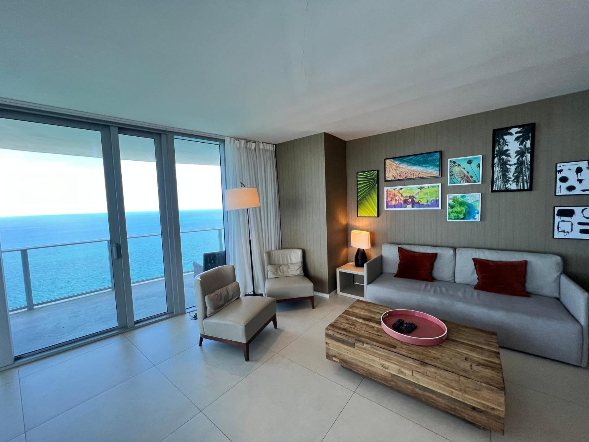 Luxury Beach Resort Hollywood Exterior photo