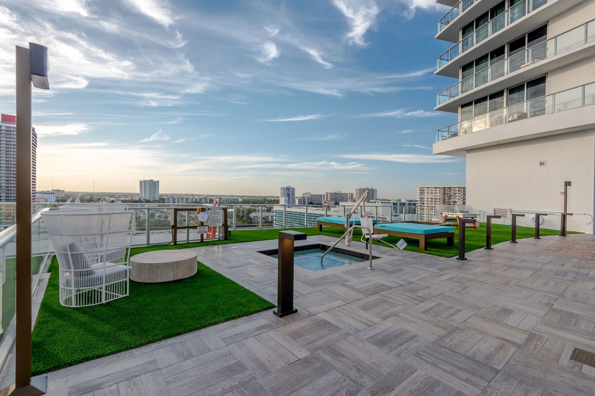 Luxury Beach Resort Hollywood Exterior photo